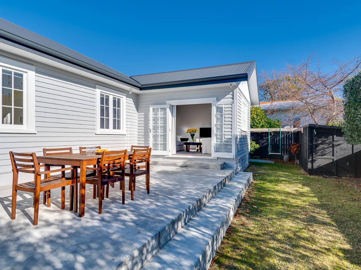 Gem On Gillean - Havelock North Holiday Home 외부 사진